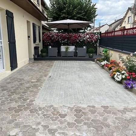 Chambre Privee Pour 4 Personnes En Banlieue Parisienne A Бонді Екстер'єр фото