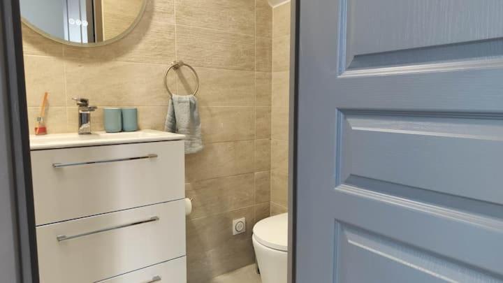 Chambre Privee Pour 4 Personnes En Banlieue Parisienne A Бонді Екстер'єр фото
